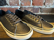 Load image into Gallery viewer, Vans Skate AVE Classic x FA black leather
