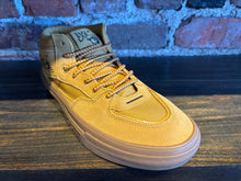 Load image into Gallery viewer, Vans Skate Half Cab Wafflecup Cordura brown
