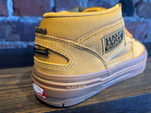 Load image into Gallery viewer, Vans Skate Half Cab Wafflecup Cordura brown
