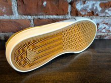 Load image into Gallery viewer, Hoban Emerica Shoe
