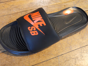 Nike SB Victori One Slide